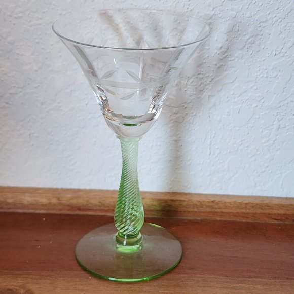 Weston Green Vaseline Stem Floral Stripe Etched Cordial 5.5" Depression Glass - Picture 9 of 12